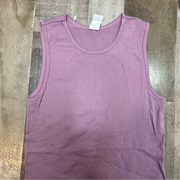 ZYIA Purple Fitted Sleeveless Tank Top - Picture 2 of 8